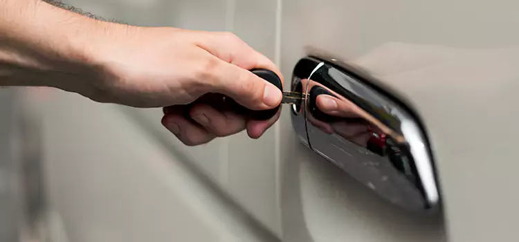Why Choose Our Auto Locksmith Team in South St. Paul, MN?